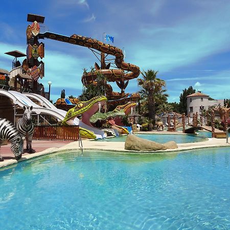 Camping & Spa Cap Soleil Vias Luaran gambar