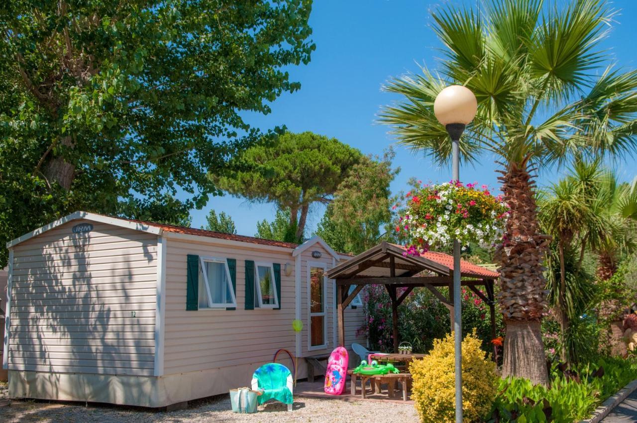 Camping & Spa Cap Soleil Vias Luaran gambar