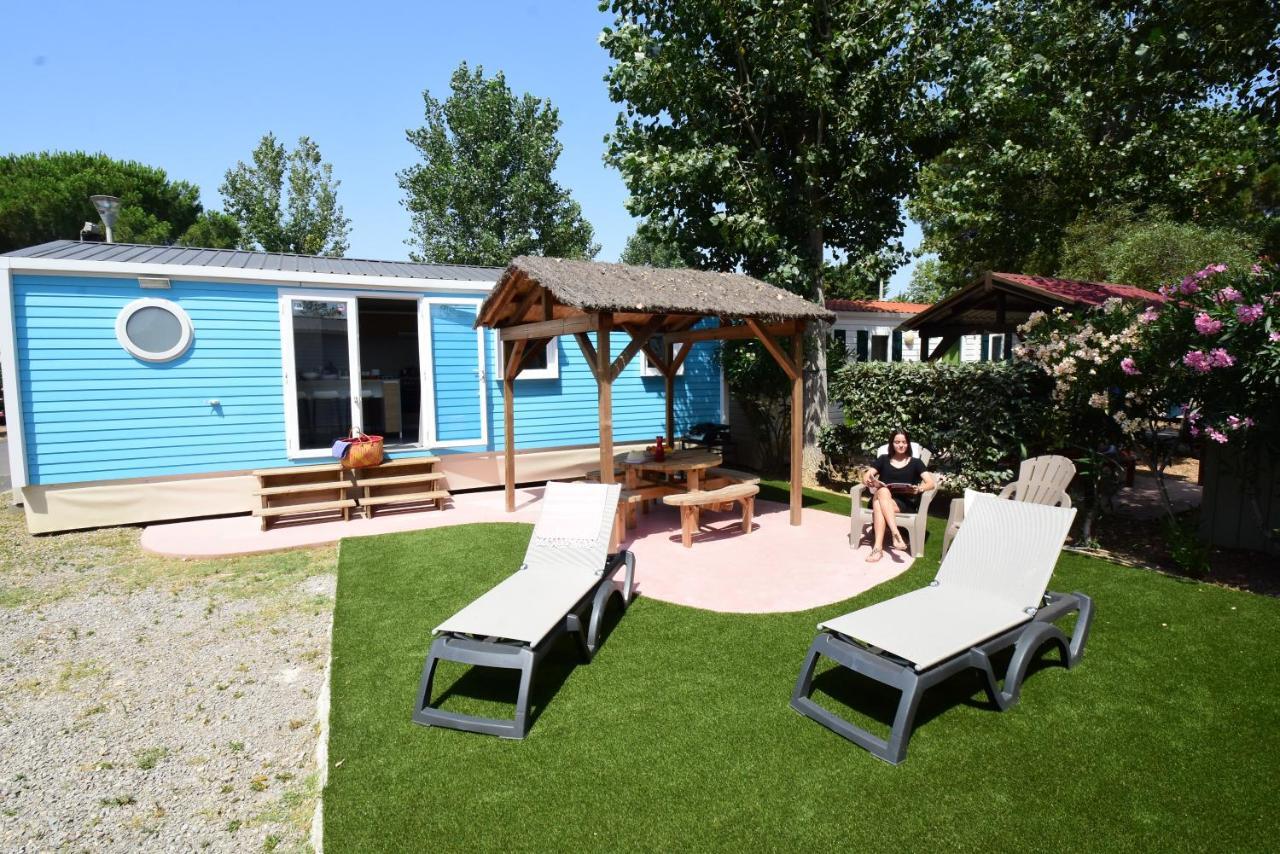 Camping & Spa Cap Soleil Vias Luaran gambar